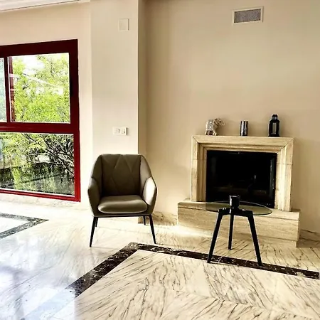 Villa Family In Private Urbanisation With Large Community Pool *