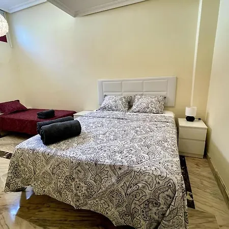 Family In Private Urbanisation With Large Community Pool Benalmadena
