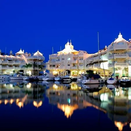 Family In Private Urbanisation With Large Community Pool * Benalmadena
